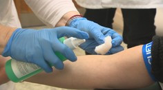 Odborníci radia, že každý by si mal dať urobiť testy na HIV