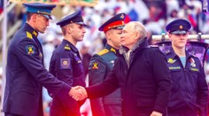 Rusko počíta s dlhotrvajúcim konfliktom na Ukrajine, tvrdia Briti