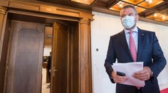 Hlas-SD sa ohradil voči slovám premiéra o tom, že spochybňujú nosenie rúšok