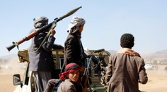 Húsíovia vypálili raketu na americký torpédoborec