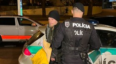 Okresný súd rozhodol, že stalker známych osobností bude stíhaný väzobne