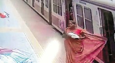 Oblečenie sa jej skoro stalo osudným. Indka takmer skončila pod vlakom