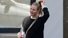 Ako dievča od vedľa. Sexy herečku by ste na ulici asi nespoznali