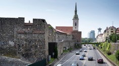 Na ulici, kde Dědeček zabil päť ľudí, zúžia jazdné pruhy. Vodičov to má prinútiť dodržiavať rýchlosť