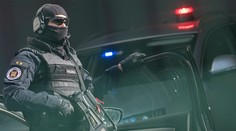 Vyšetrovateľ NAKA obvinil 12 ľudí, figurujú medzi nimi známe mená