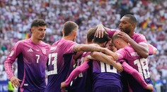 VIDEO: Ďalší zásah mladej superhviezdy, Neuer vyrovnal Buffona. EURO má prvého osemfinalistu