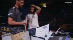 VIDEO: Vyhral turnaj v známej počítačovej hre, okamžite to oľutoval. Mužovi sa vypomstila hlúpa oslava