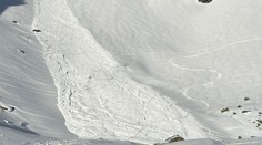 Lavínové nehody so šťastným koncom. Unikátne zábery z našich hôr ukazujú, aká nebezpečná dokáže byť príroda