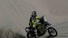 Piata etapa Rely Dakar nedopadla pre Svitka dobre. Spadol až sedemkrát