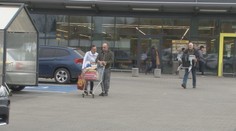 Nedeľné nakupovanie rušili postupne, k úplnému zákazu nedošlo. Vyberie sa Slovensko poľskou cestou?