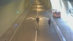 Dvojica Slovákov si robila selfie v tuneli