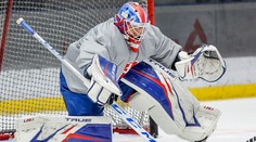Brankár Adam Húska sa priblížil debutu v NHL