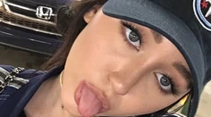 Prekoná slávnu speváčku? Sestra Miley Cyrus začala spievať