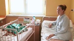 Mamičky by si od budúceho roka mali prilepšiť približne o 100 eur mesačne