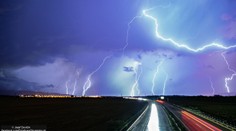 Fascinujúce video Slováka! Dva roky naháňal búrky po západnom Slovensku