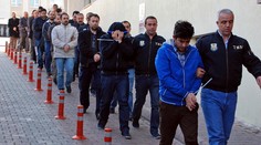 V Turecku odvolali zo služby vyše 9-tisíc policajtov