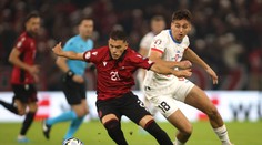 Česi podľahli Albánsku a stratili postupovú pozíciu. Nórsko vyhralo na Cypre aj vďaka dvom gólom Haalanda