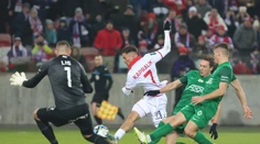 VIDEO: Poľahky prešprintoval obrancu, učebnicovo prehodil brankára. Kaprálik zahviezdil v Poľsku
