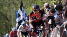VIDEO: Klasiku Gent-Wevelgem vyhral Van Avermaet, Sagan skončil tretí