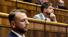 Michal Šimečka ako podpredseda parlamentu skončí. Aj Hlas zahlasuje za jeho odvolanie