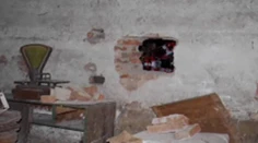 Zlodej artista. Do predajne sa dostal cez maličké otvory