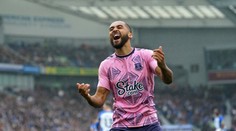 Gólové hody v Premier League. Tri duely priniesli až 21 presných zásahov. Rodák ostal na lavičke