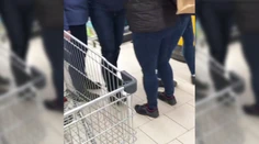 Panika z koronavírusu v Košiciach. Zákazníčka sa začala pre mydlo strkať s predavačkou