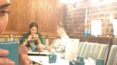 Mladučkú modelku pristihli so zlým chlapcom: To naozaj?