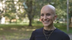 Za dva týždne prišla o všetky vlasy. Ochorenie, ktoré trápi Barboru, ľudia často nepoznajú