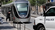 Polícia zabránila mimoriadne krvavému teroristickému útoku v električke