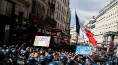 Francúzsko zažilo doposiaľ najväčšie protesty proti sprísňovaniu opatrení