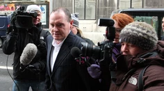 Gascoigne si sype popol na hlavu