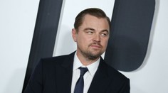 DiCapriovi chýbali základné futbalové vedomosti. Bývalý hráč Arsenalu do herca rypol na sociálnej sieti