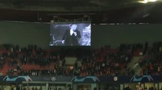 VIDEO: Pamiatku Karla Gotta si pred duelom Slavia - Dortmund uctil celý štadión
