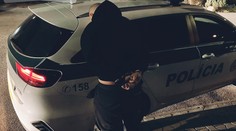 Obeť podľa všetkého nepoznal. Mladík (22) dobodal 15-ročné dievča, ktoré museli operovať