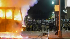 Nepokoje po postrelení Afroameričana v USA: Zahynuli dve osoby, jedna je zranená
