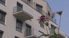 Developer žiada od klientov desaťtisíce eur navyše za zarezervované byty v Bratislave. Kvôli inflácii