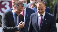 Prieskum agentúry AKO: OĽaNO aj Sme rodina výrazne stratilli voličov