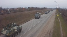 Situácia sa prudko zhoršuje v ďalšom meste. Ruskí vojaci v Chersone dobyli stanicu a prístav