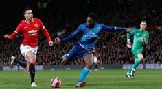 Vďak gólu Welbecka Arsenal vyradil ManU