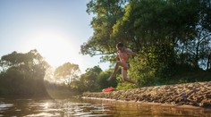 Plávanie v riekach a jazerách: Na čo si dať pozor?