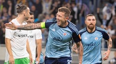 Fotogaléria z Tehelného pola: Slovanu nestačil ani vlastný gól súpera či skvelá domáca atmosféra