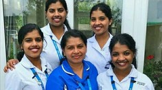 Jediné na svete: Štvorčatá idú v stopách matky. Všetky pracujú ako zdravotné sestry