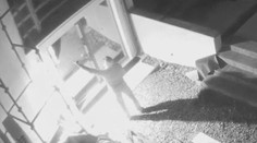 Zápach, ktorý pripomína zvratky a skazené vajcia. Majiteľ domu sa nestačil čudovať