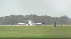 VIDEO: Ukážkové pristátie aj bez podvozku. Pilot napriek poruche zachoval chladnú hlavu