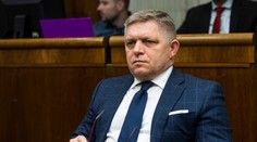 Smer a Republika v rámci kampane valcovali na sociálnej sieti. Má za tým byť ich rétorika