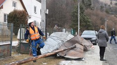 Cyklón Constantin priniesol nepriaznivé počasie aj na Slovensko. Silný vietor a výdatný dážď naberú na sile