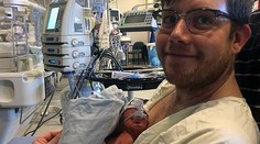 Žena porodila zdravého chlapčeka mesiac po mozgovej smrti