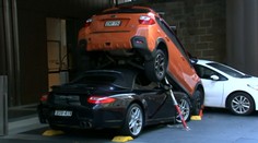 Porsche zaparkovali v hoteli naozaj netradične. Majiteľ určite nebol nadšený