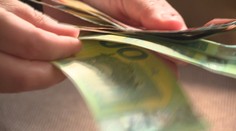 Ľudia ohrození chudobou môžu žiadať o jednorazový príspevok. Musia splniť viaceré podmienky